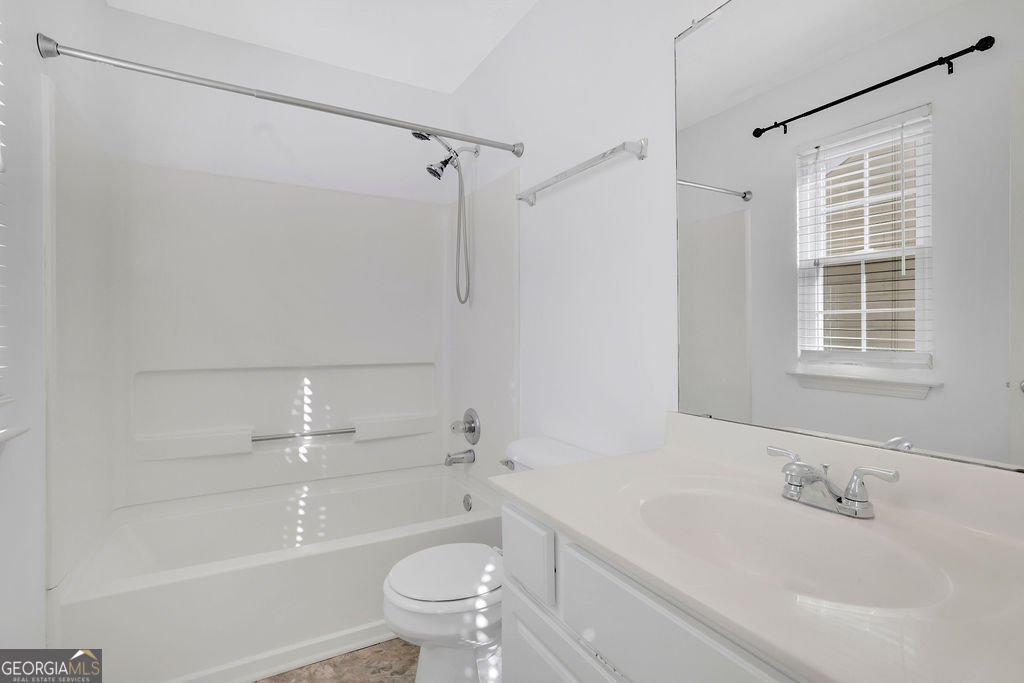 4085 Spring Cove Drive Duluth - 30