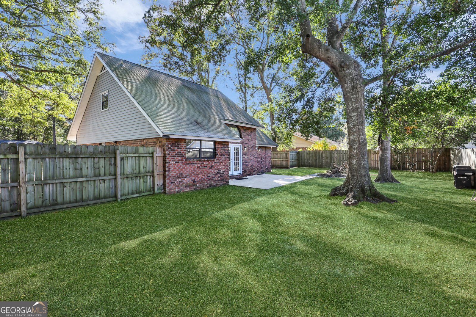 110 Magnolia Drive Springfield - 27