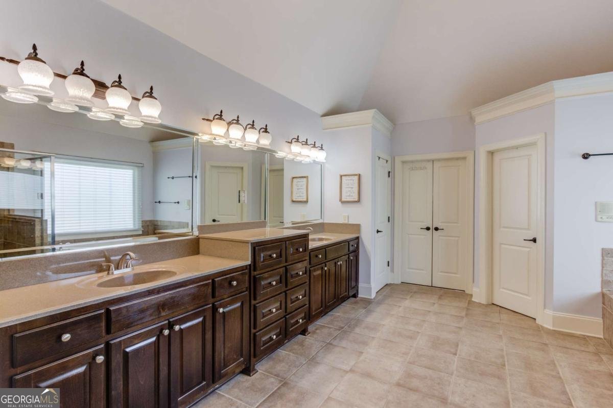 2765 Aldrich Drive Cumming - 40