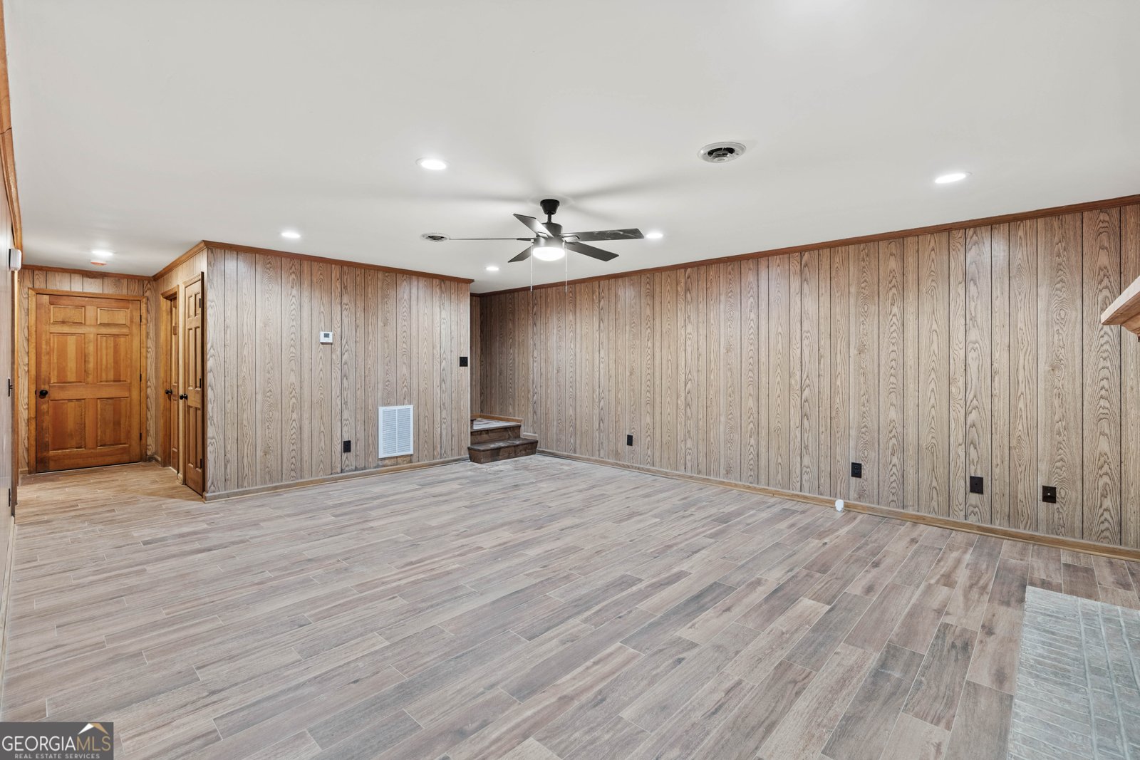 6421 Holly Springs Road Clermont - 43