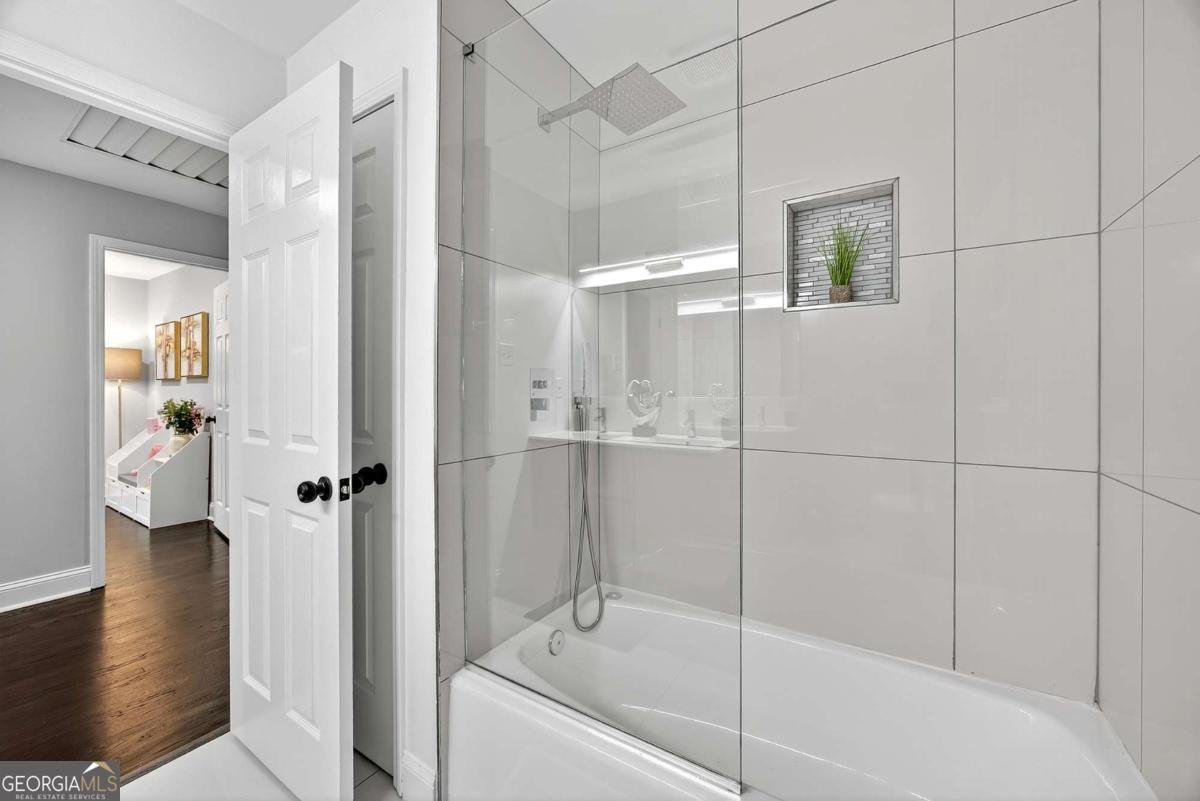 1316 Adams Drive Atlanta - 24