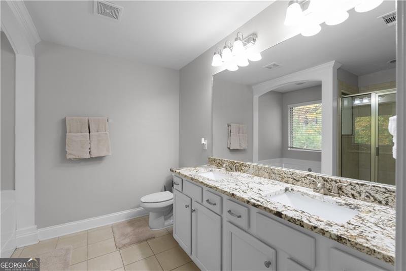 4142 Woodland Park Drive Atlanta - 19