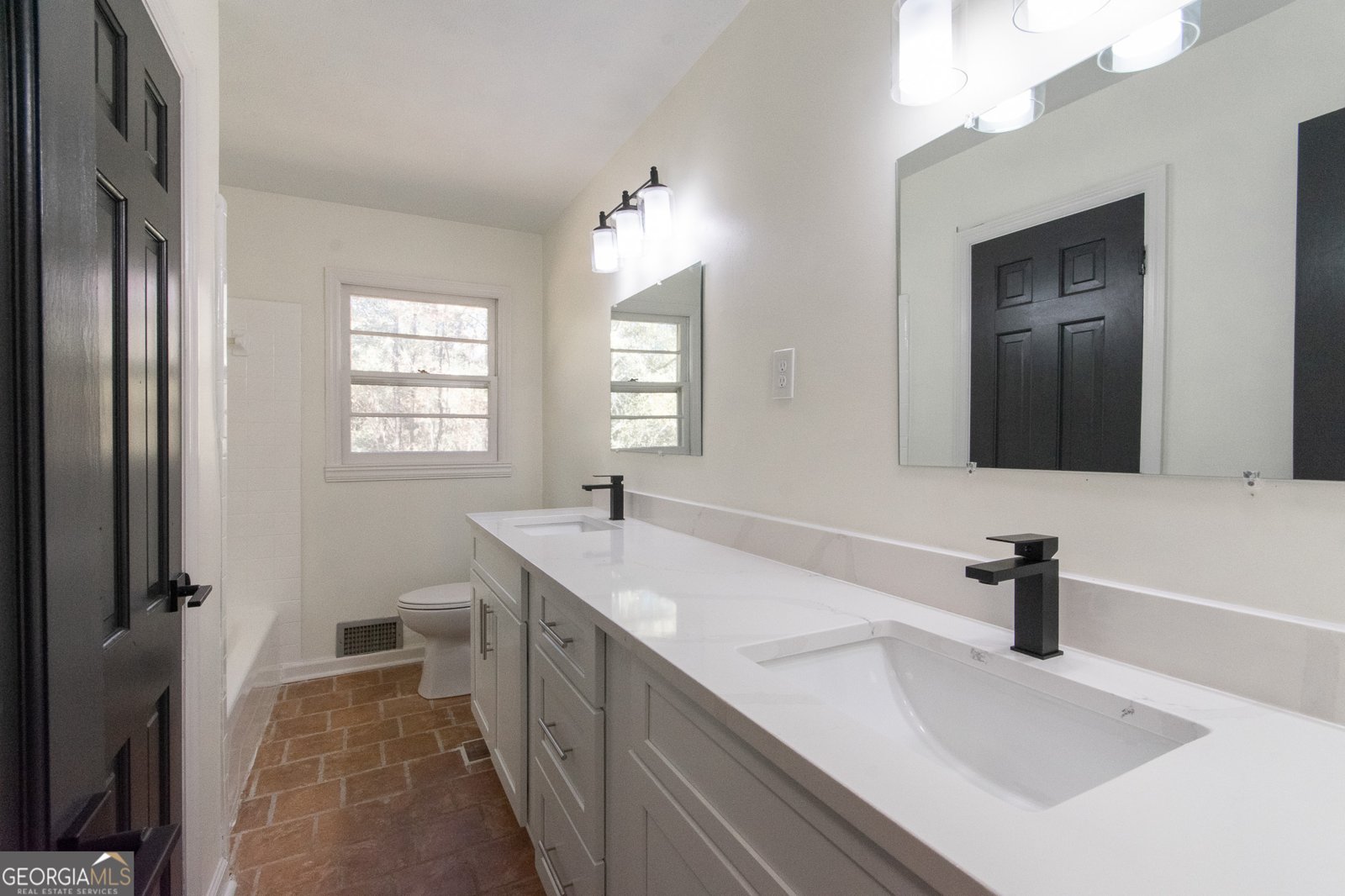 641 Whitaker Road Lagrange - 33