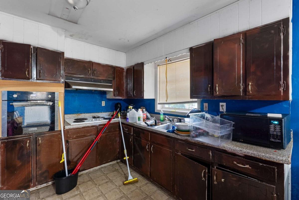 2390 Mellville Avenue Decatur - 14