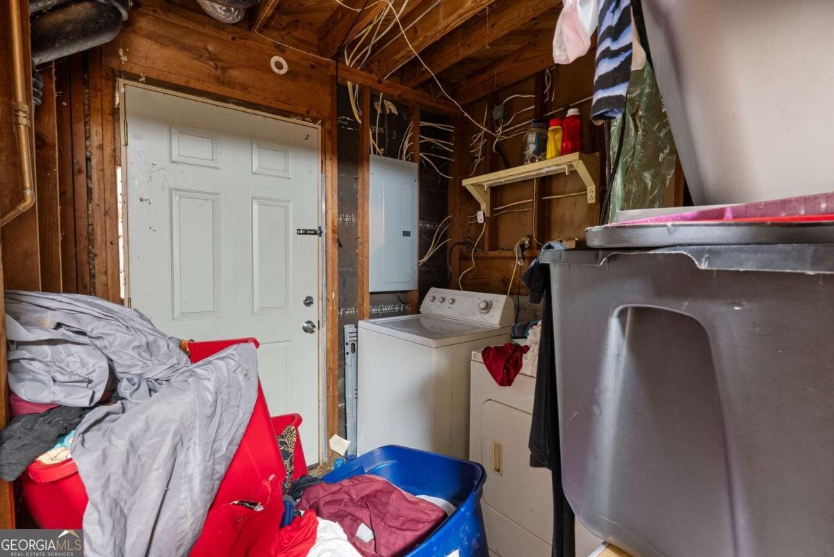 2390 Mellville Avenue Decatur - 21