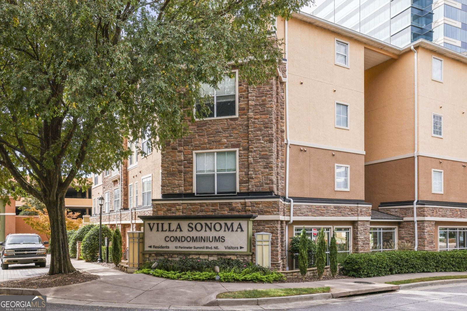10 Perimeter Summit Boulevard Atlanta - 10