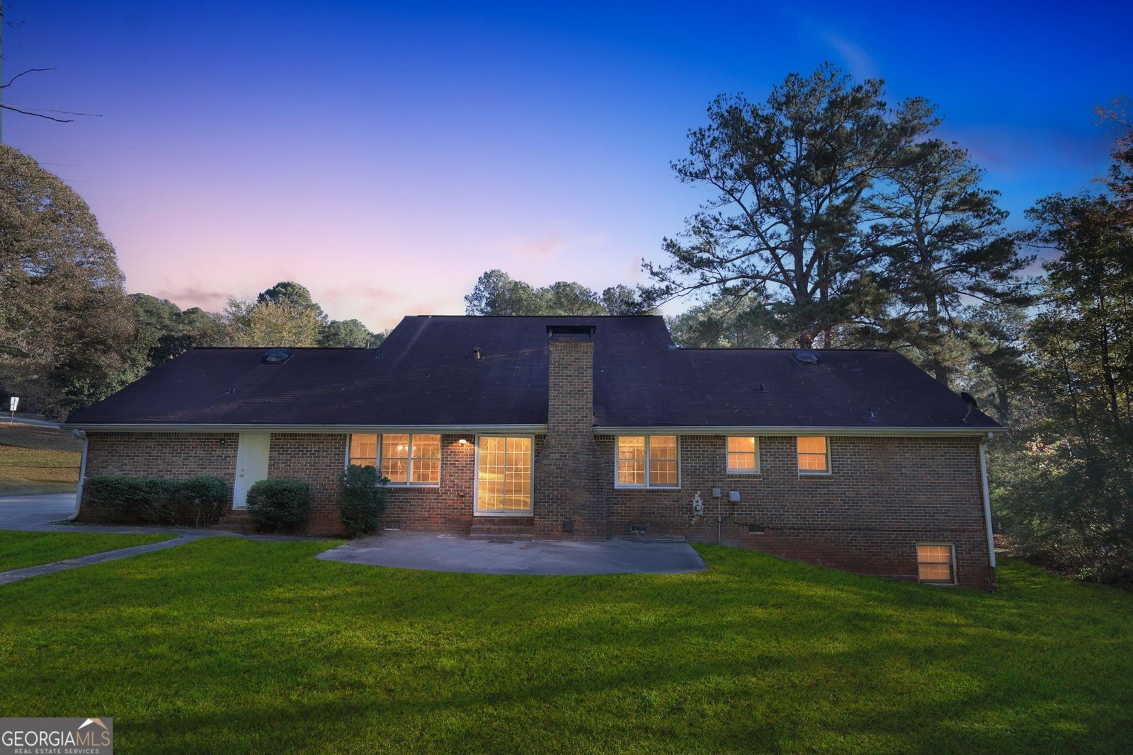 3927 Scarlet Ohara Drive Ellenwood - 44