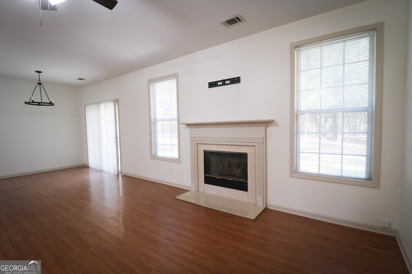 25 Chemin Place Sharpsburg - 11