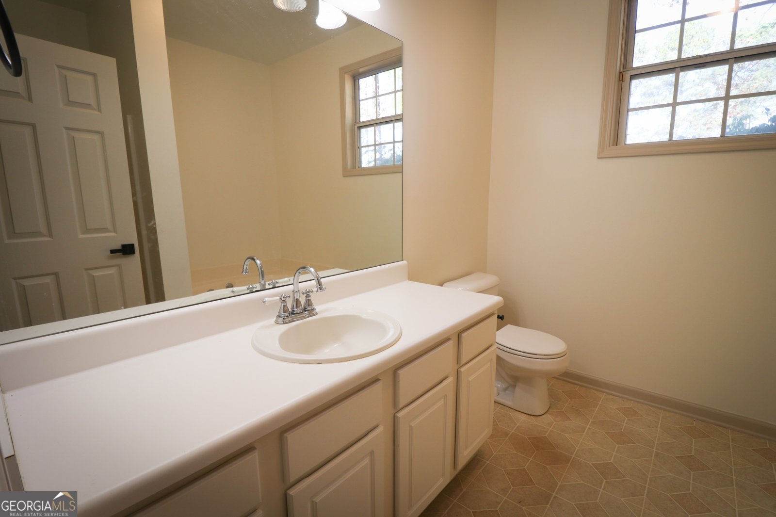 25 Chemin Place Sharpsburg - 38