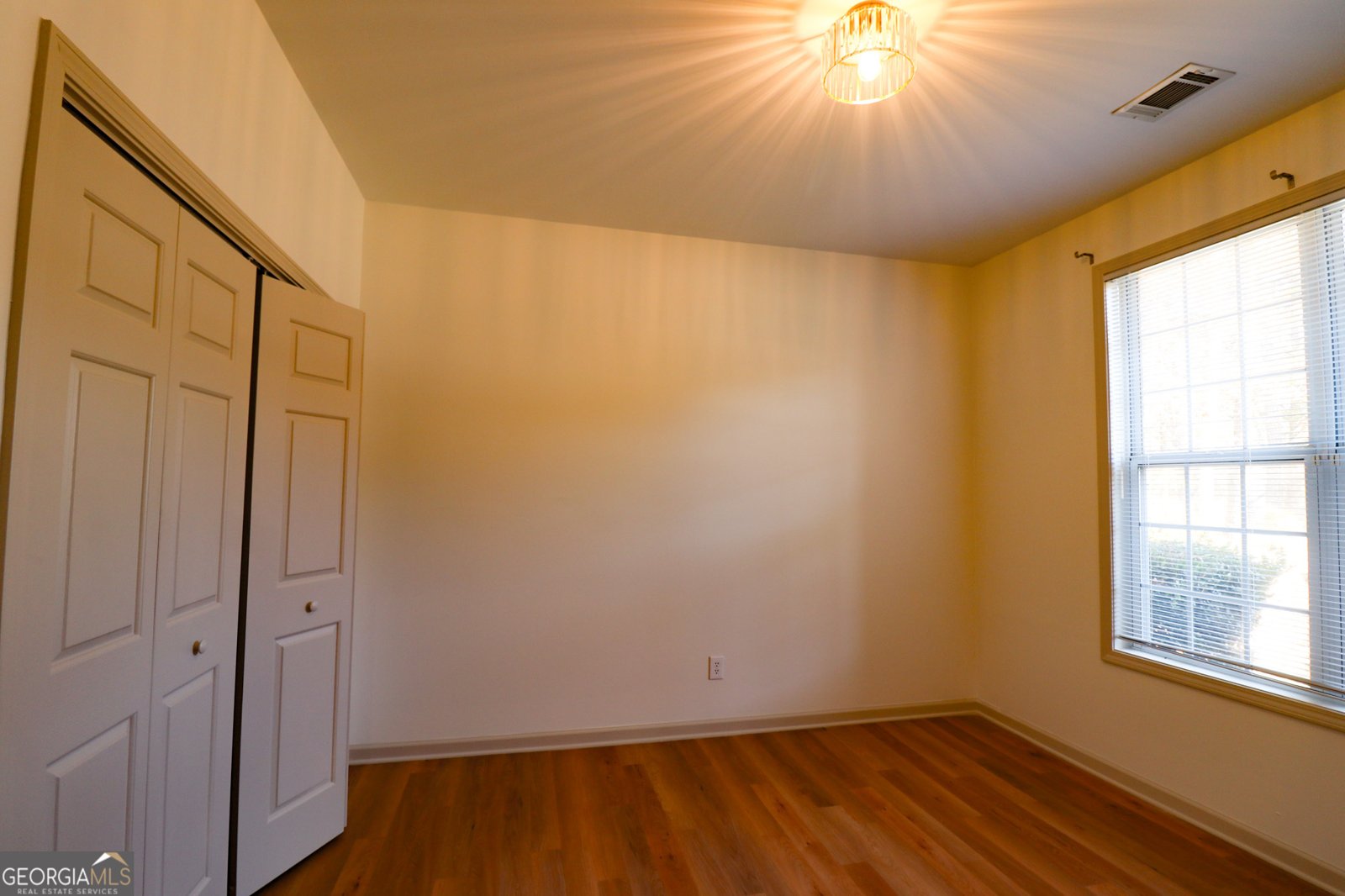 25 Chemin Place Sharpsburg - 53