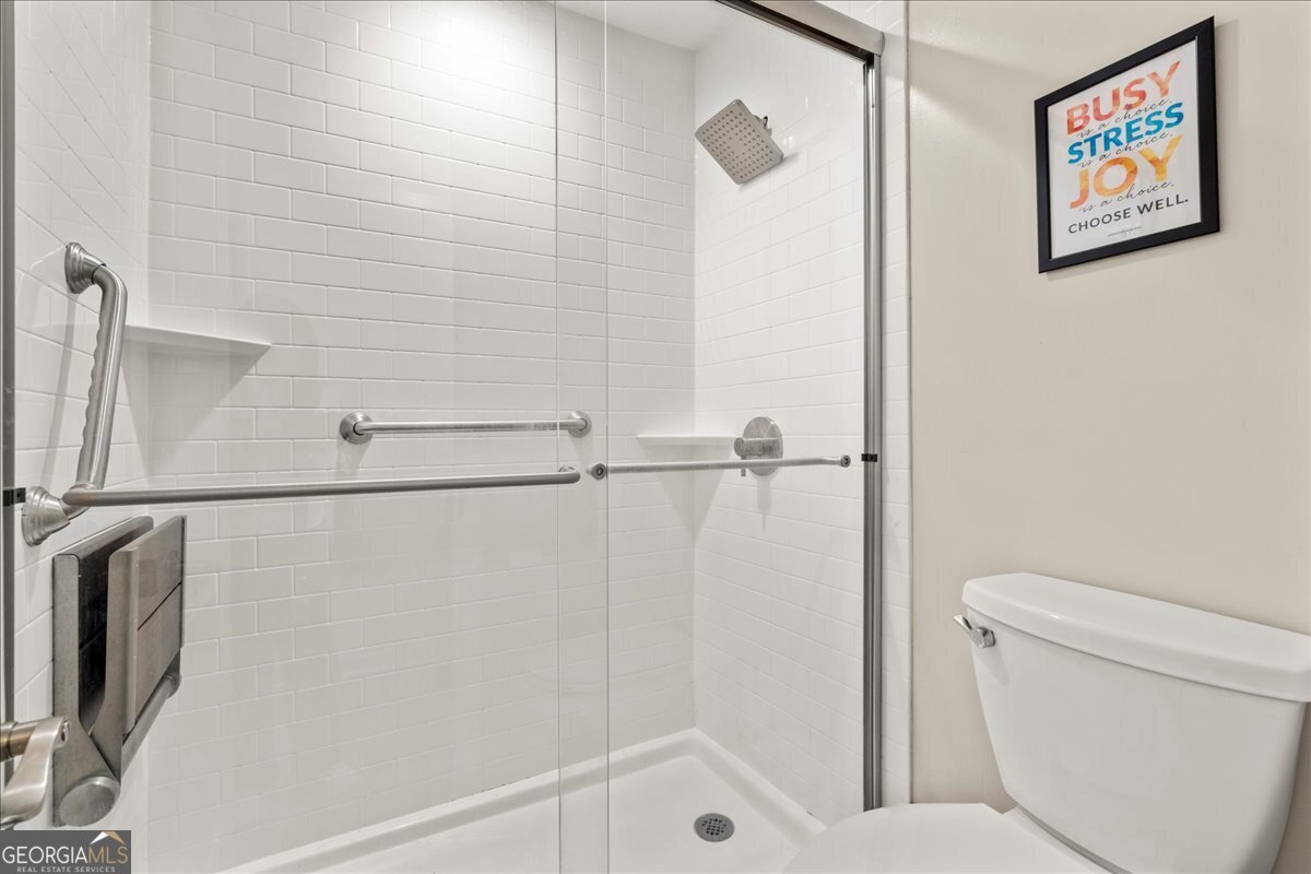 1009 Lake Pointe Circle Roswell - 16