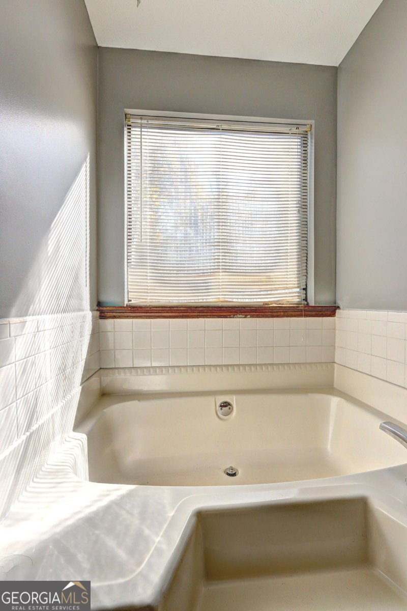 170 Oakland Boulevard Stockbridge - 22