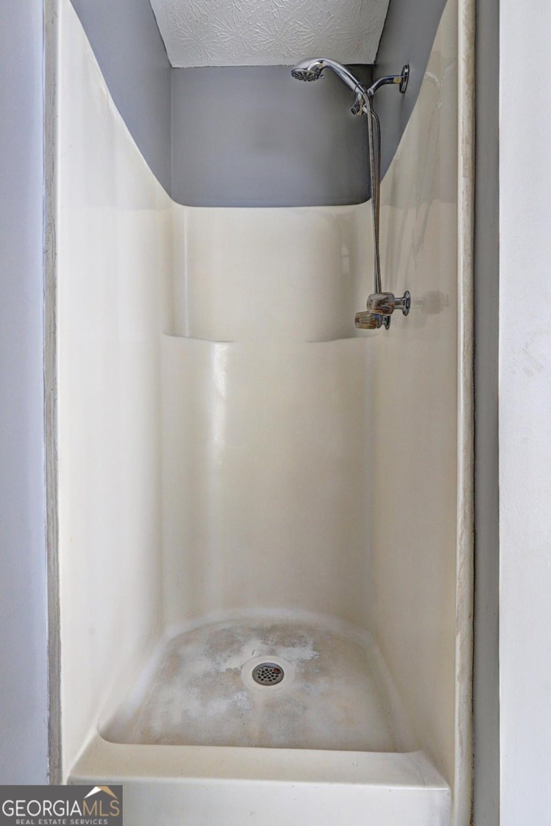 170 Oakland Boulevard Stockbridge - 24