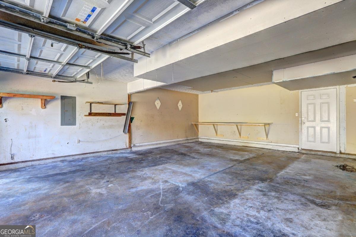 170 Oakland Boulevard Stockbridge - 31