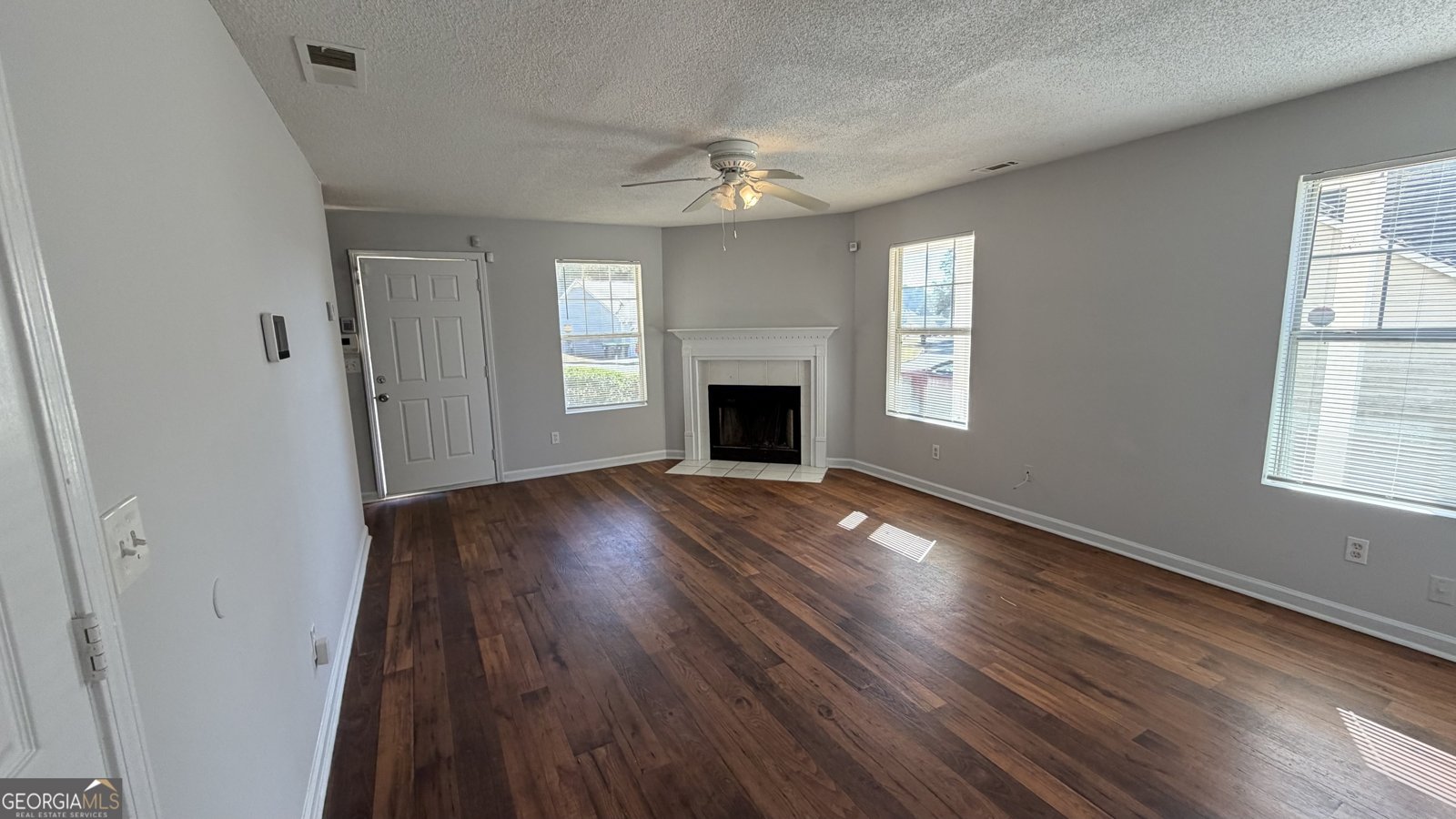 228 Inverness Trace Riverdale - 3