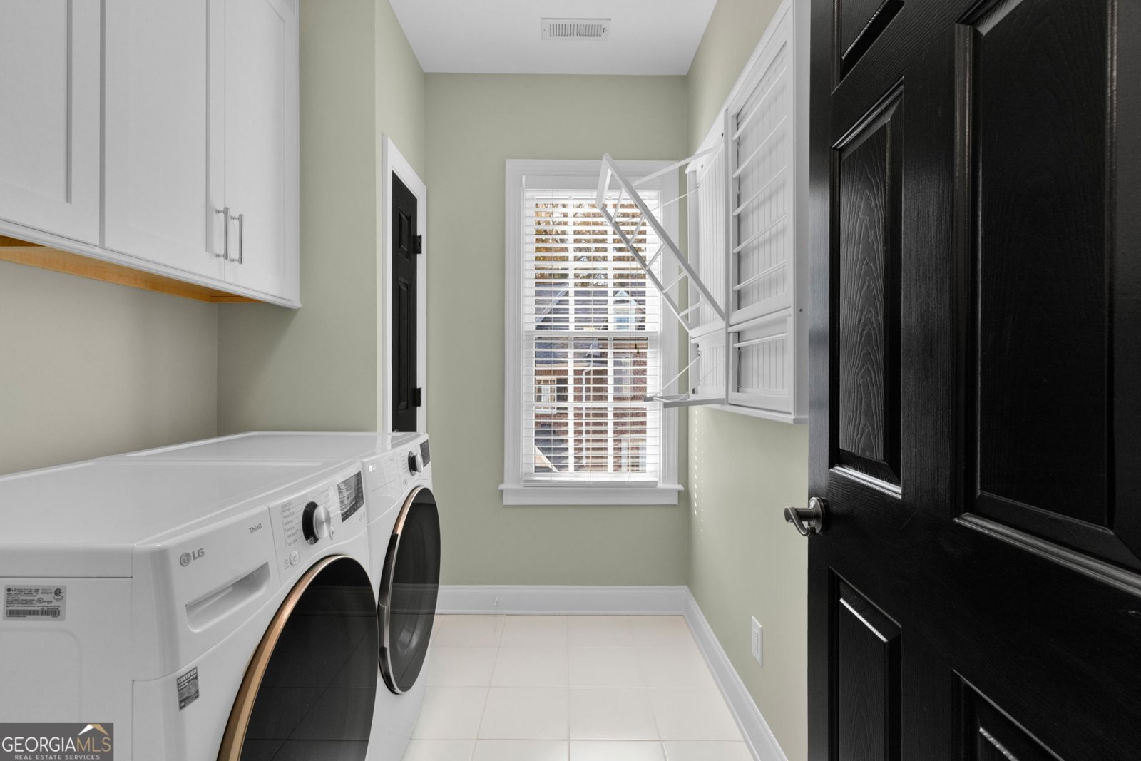 5945 Reddington Way Atlanta - 1