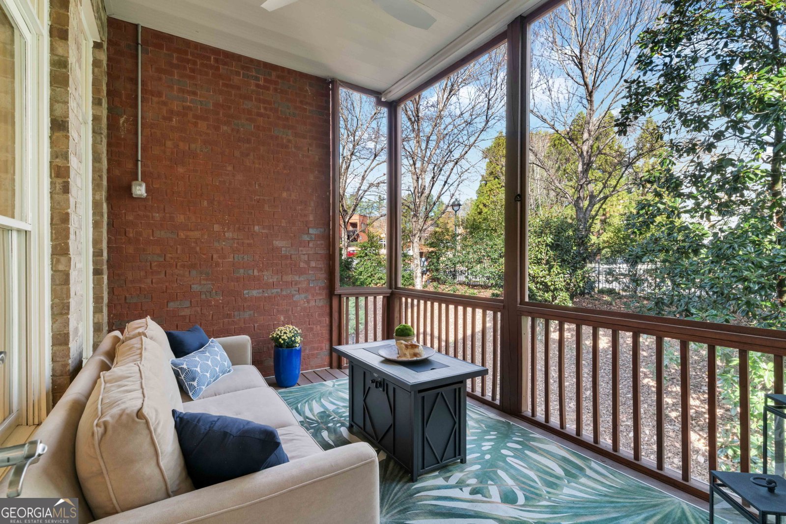 5945 Reddington Way Atlanta - 29