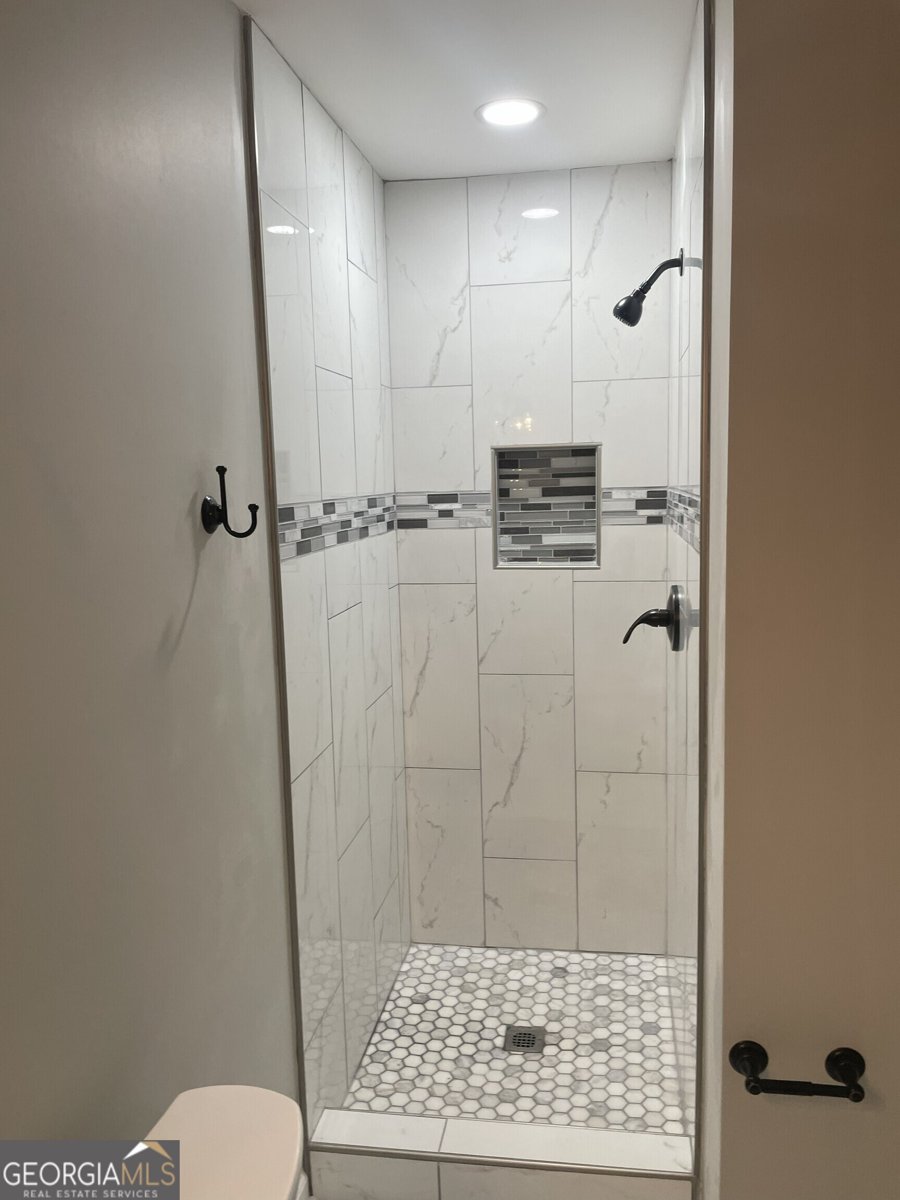 6929 Apache Lane Riverdale - 13