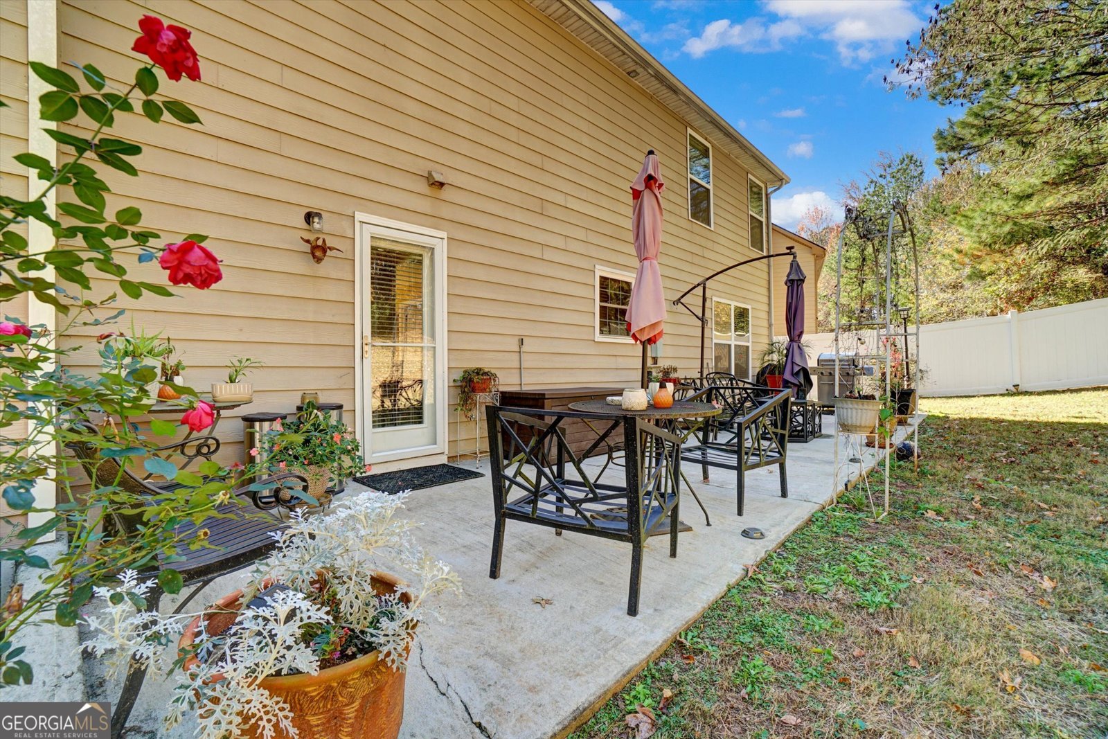 6253 Selborn Drive Atlanta - 33