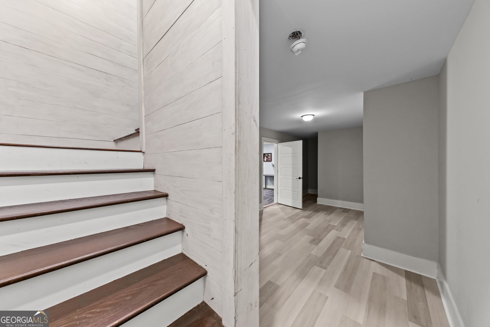 1040 Peacock Drive Bishop - 33