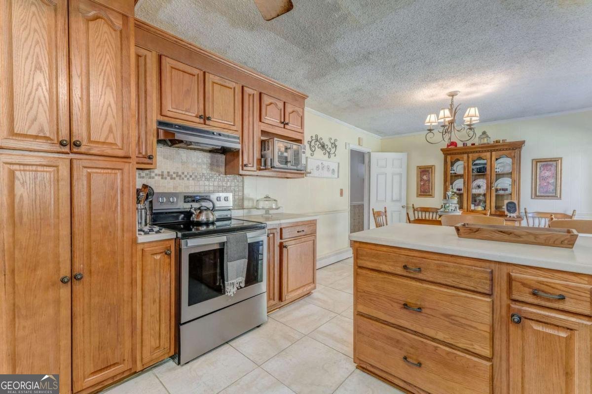 8690 Silver Hill Lyerly - 10