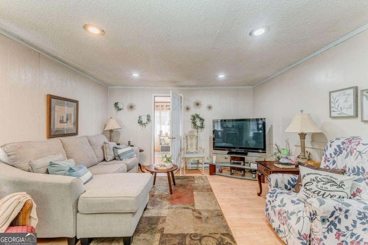 8690 Silver Hill Lyerly - 16