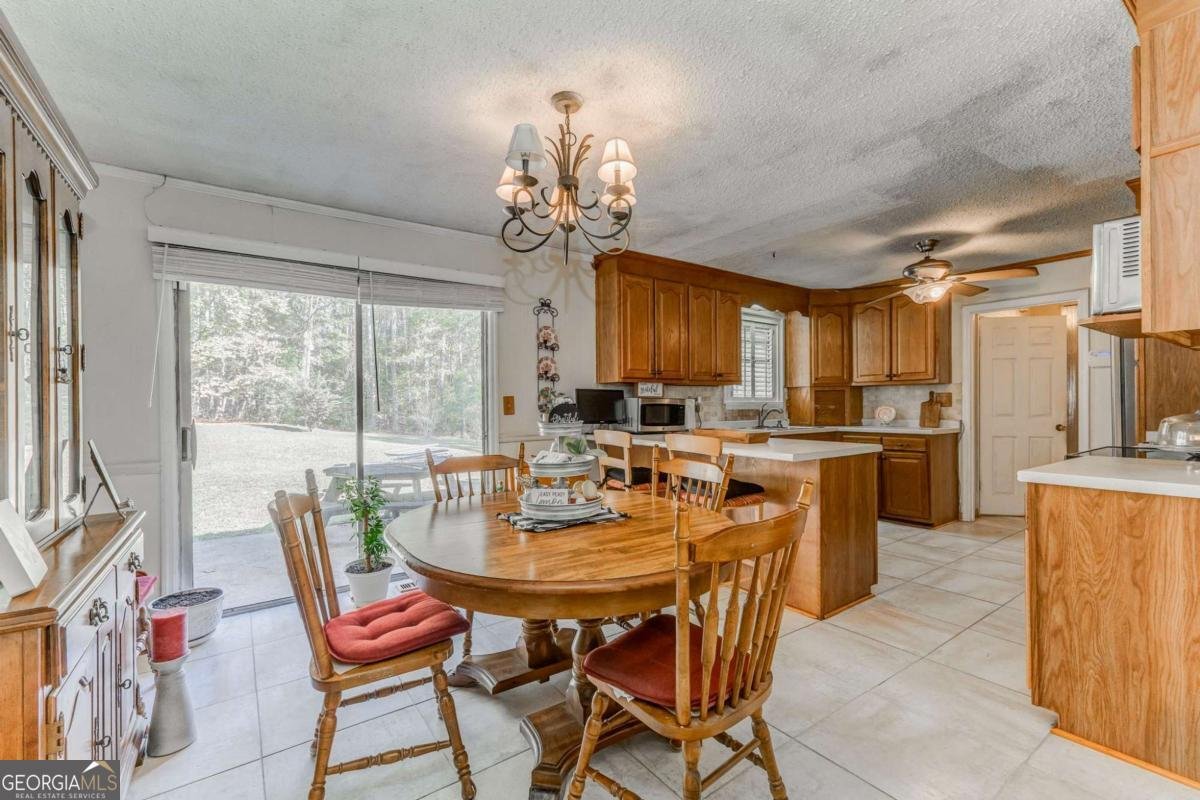 8690 Silver Hill Lyerly - 8