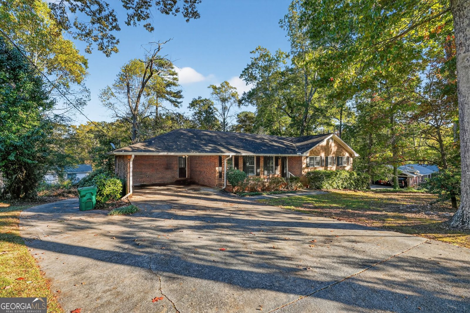 3132 Robindale Road Decatur - 2