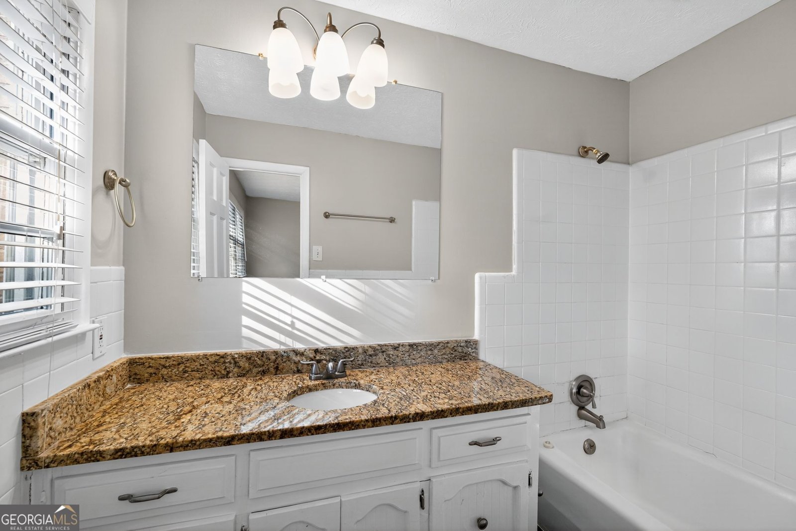 3132 Robindale Road Decatur - 23