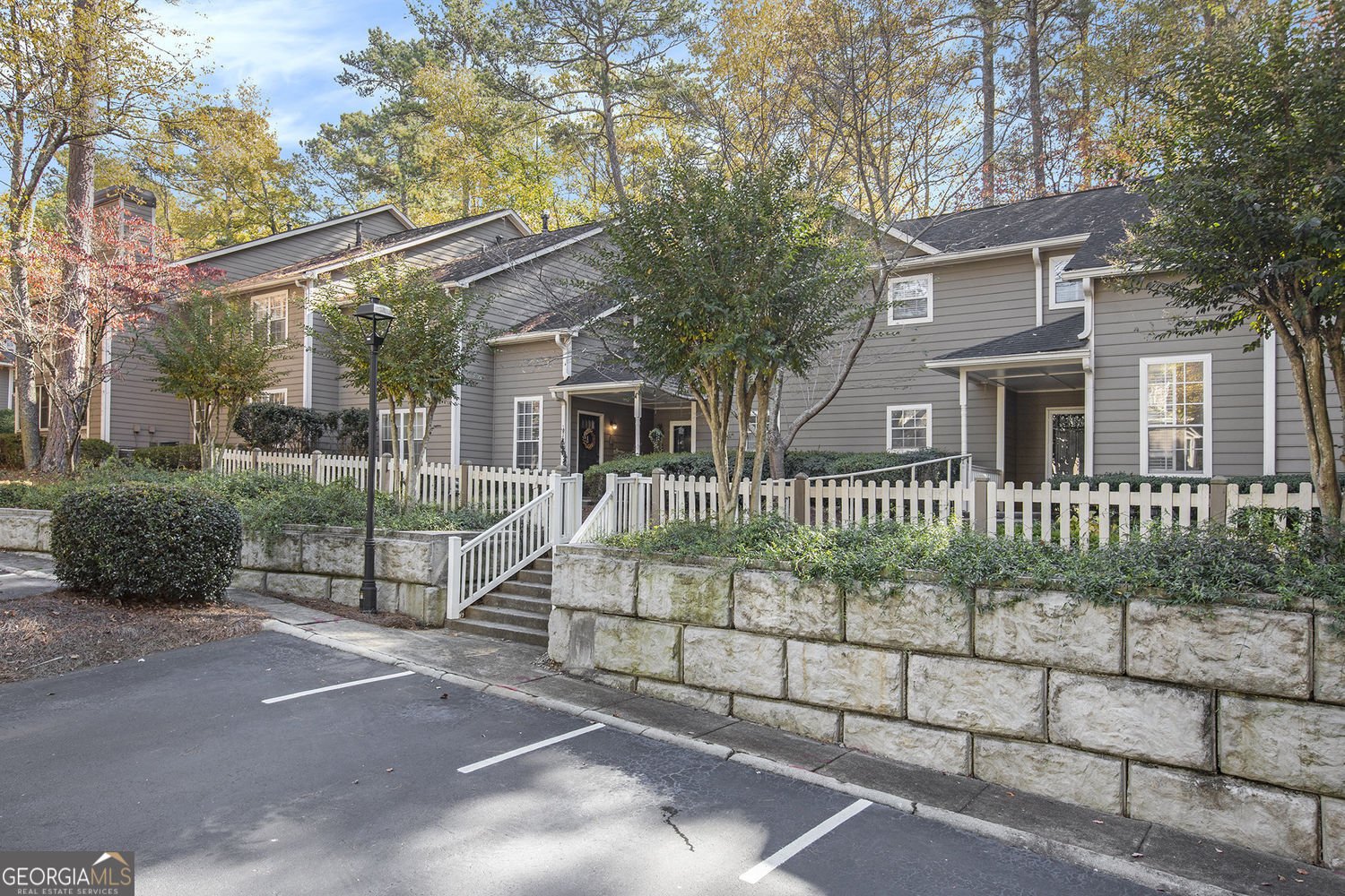 2183 Forest Trail Atlanta - 1