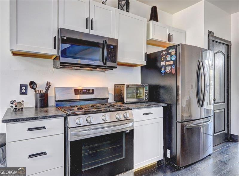 512 VICKERS Lane Locust Grove - 37