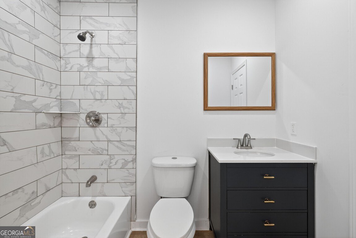 280 Meadow View Drive Grayson - 28