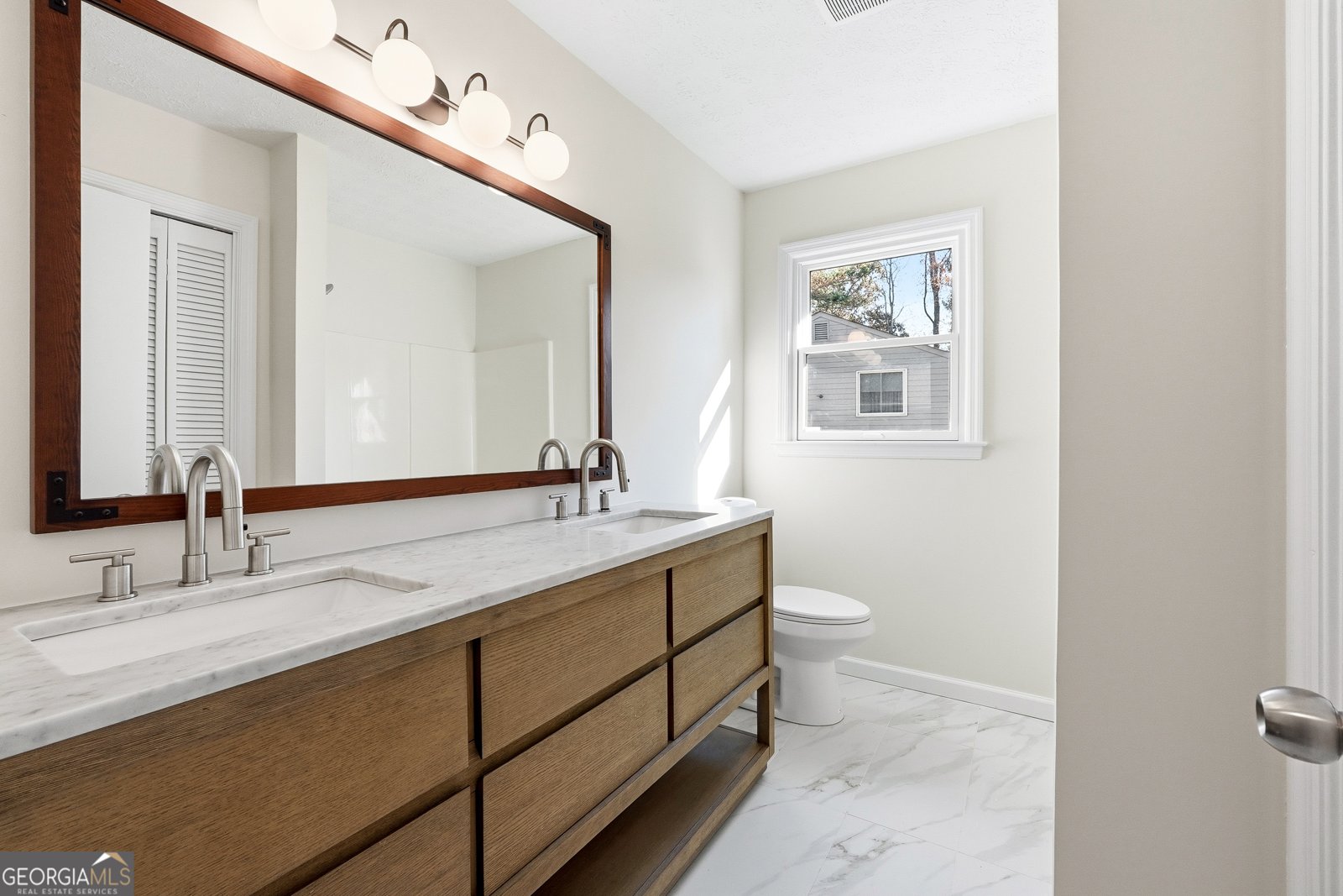 4146 Chimney Lake Drive Roswell - 24