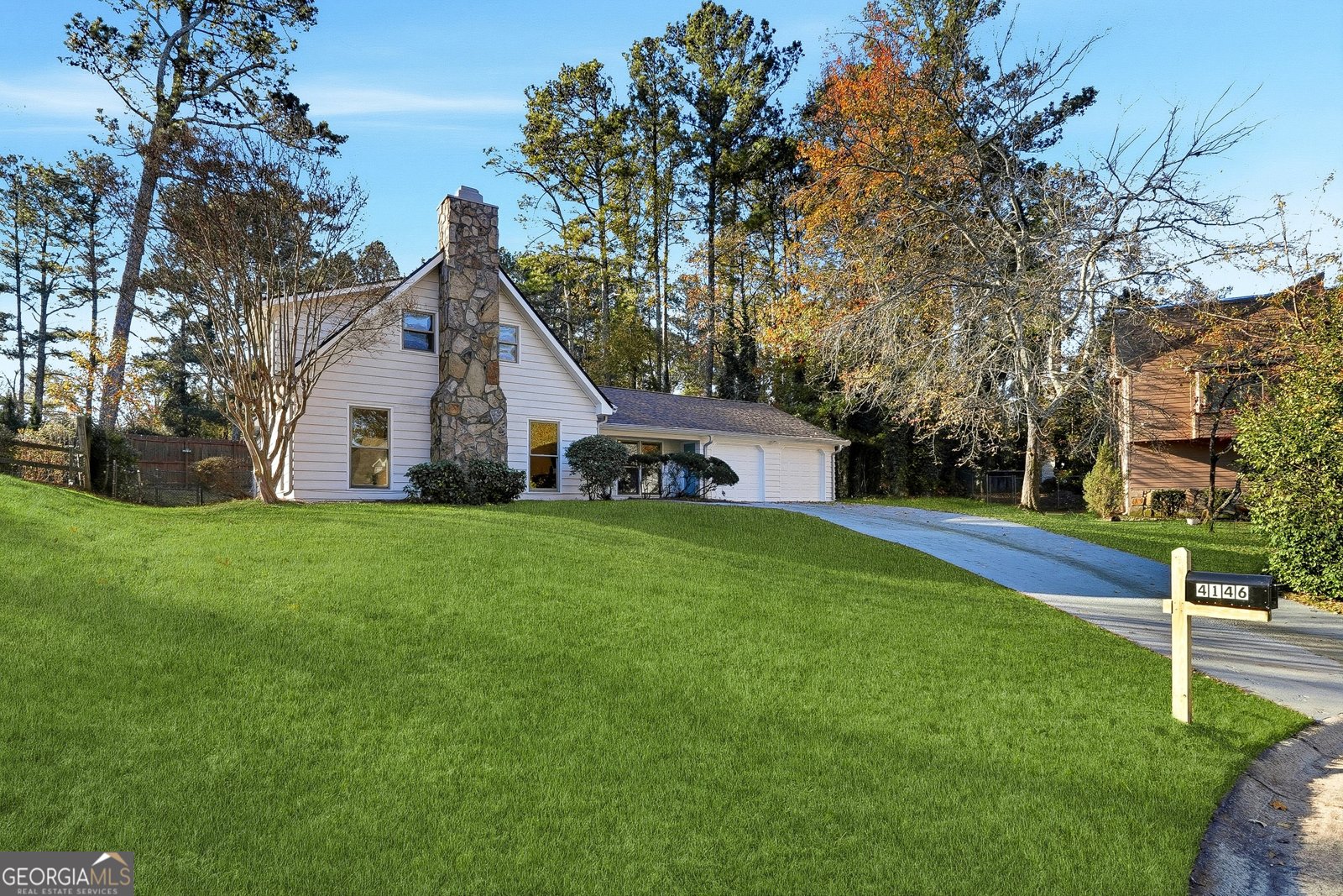 4146 Chimney Lake Drive Roswell - 6