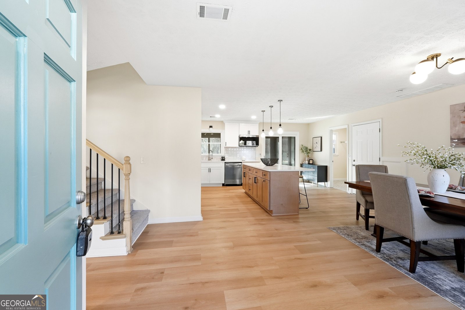 4146 Chimney Lake Drive Roswell - 8