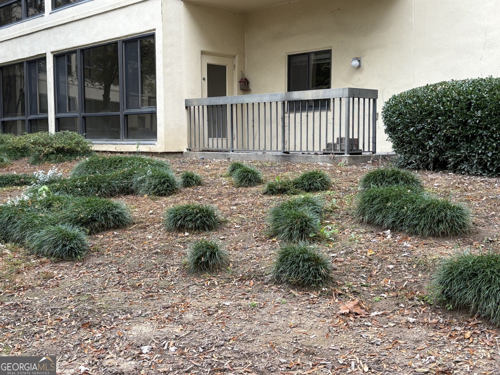 1800 Clairmont Lake Decatur - 19