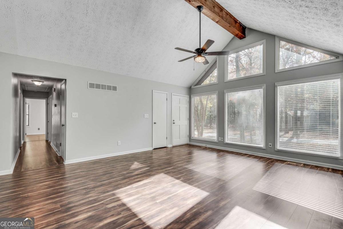 519 Magnolia Drive Woodstock - 12