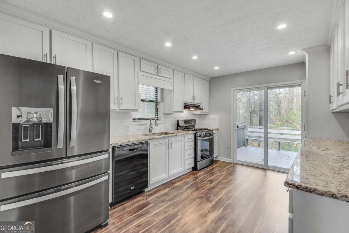 519 Magnolia Drive Woodstock - 2