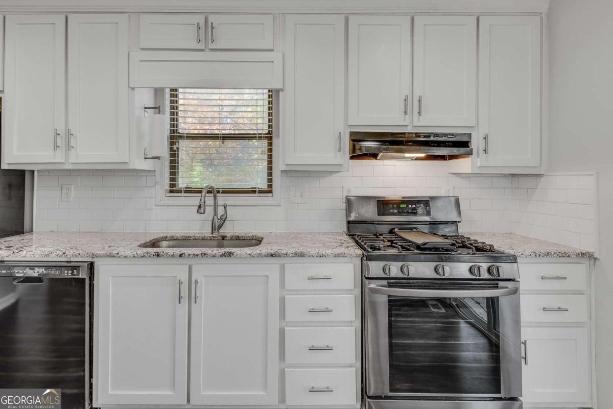 519 Magnolia Drive Woodstock - 4