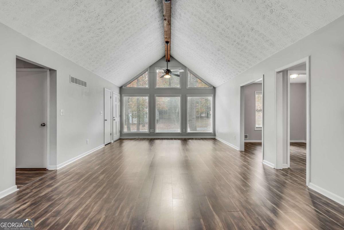 519 Magnolia Drive Woodstock - 6