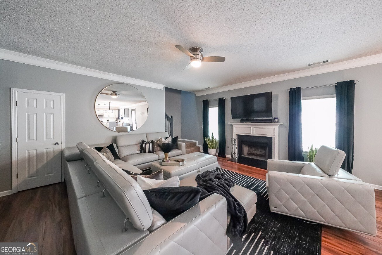 1954 Bridgestone Circle Conyers - 14