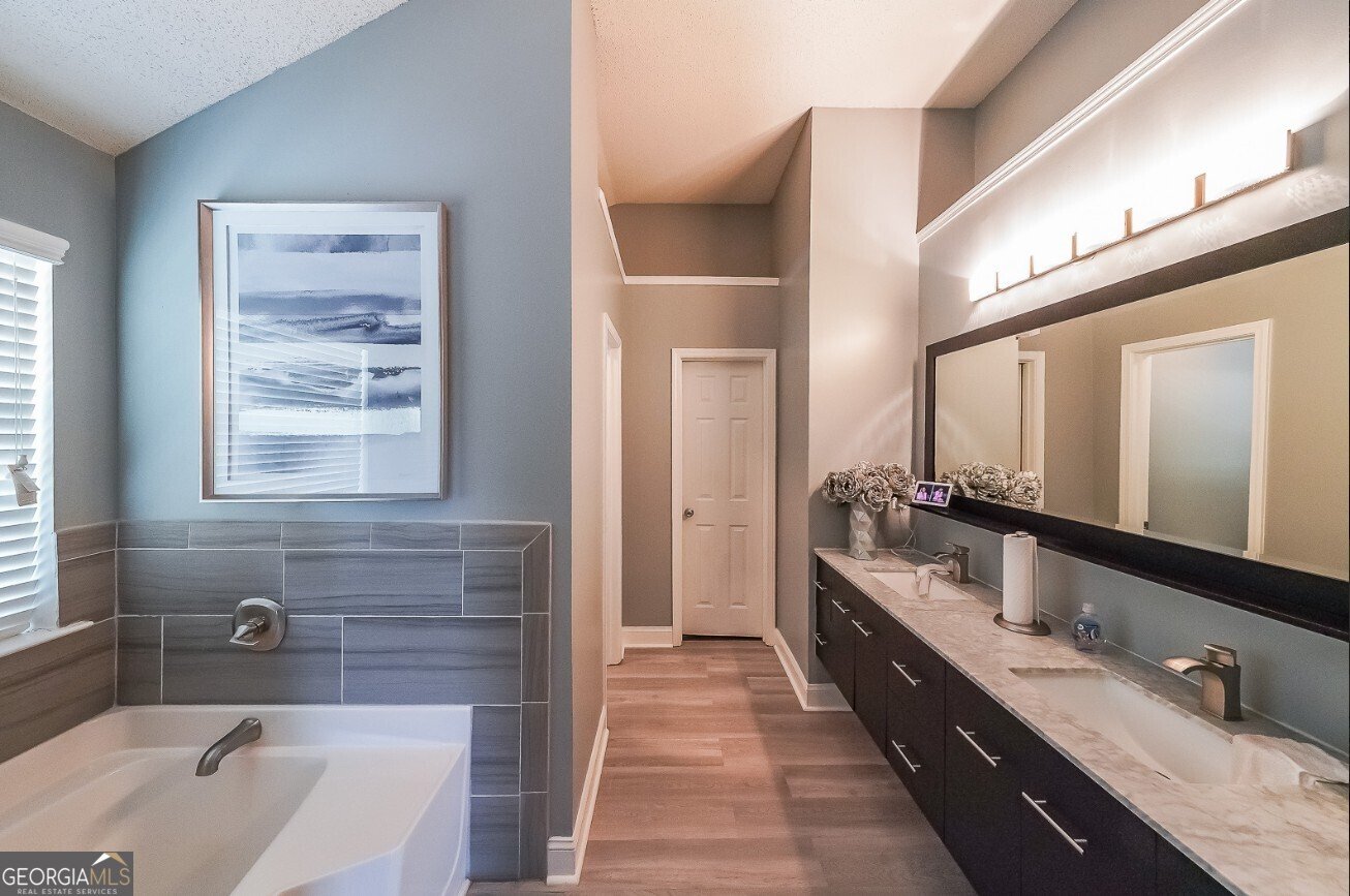 1954 Bridgestone Circle Conyers - 26