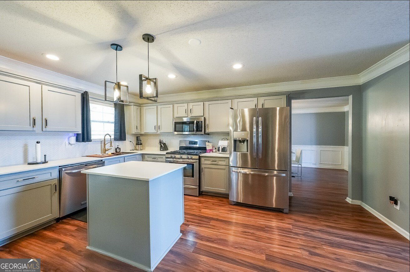 1954 Bridgestone Circle Conyers - 8