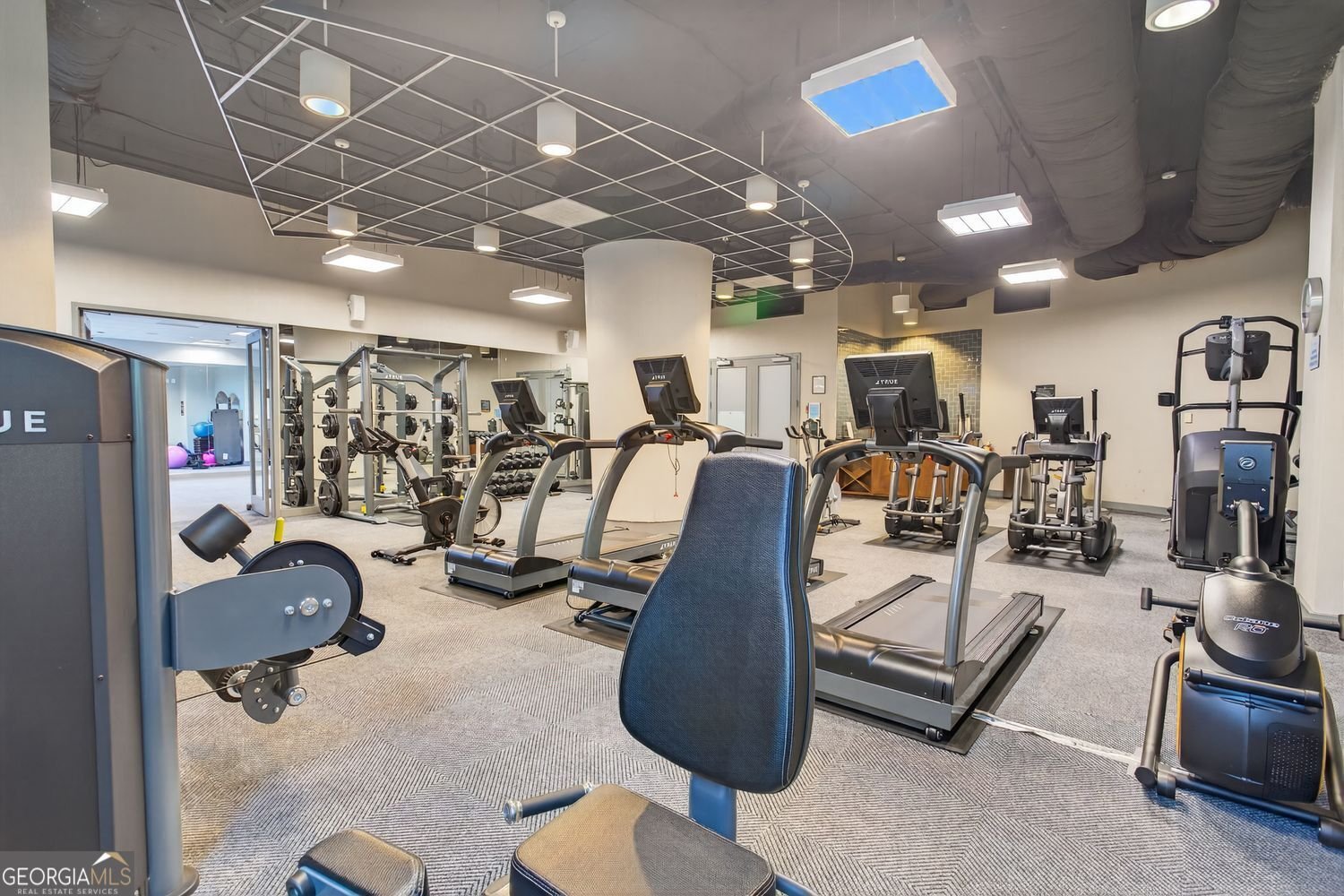 3338 Peachtree Road Atlanta - 25