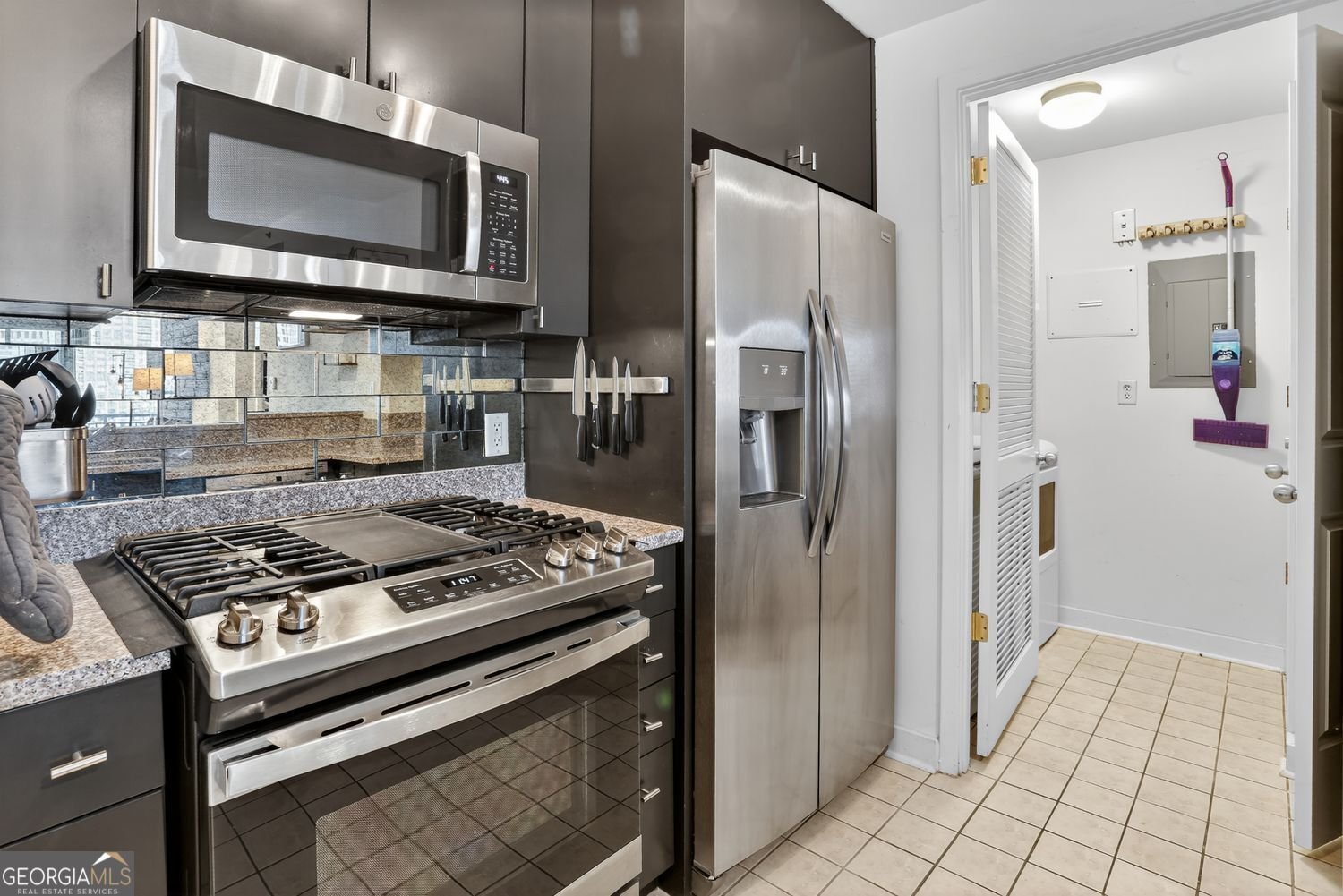 3338 Peachtree Road Atlanta - 4