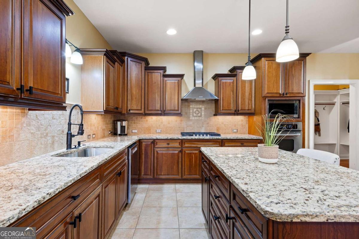 452 Red Mountain Road Dallas - 11