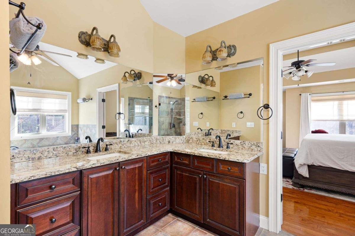 452 Red Mountain Road Dallas - 27