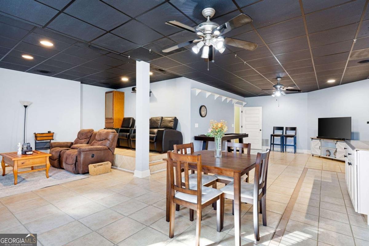 452 Red Mountain Road Dallas - 34