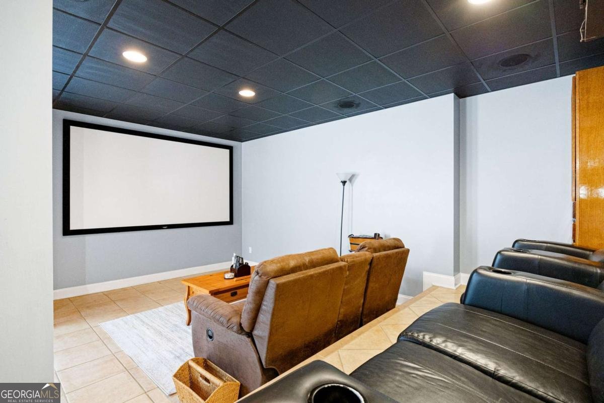 452 Red Mountain Road Dallas - 35