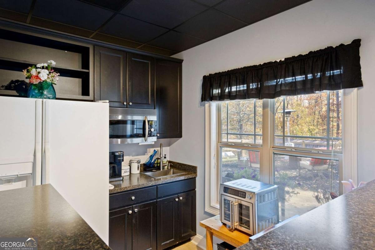 452 Red Mountain Road Dallas - 37